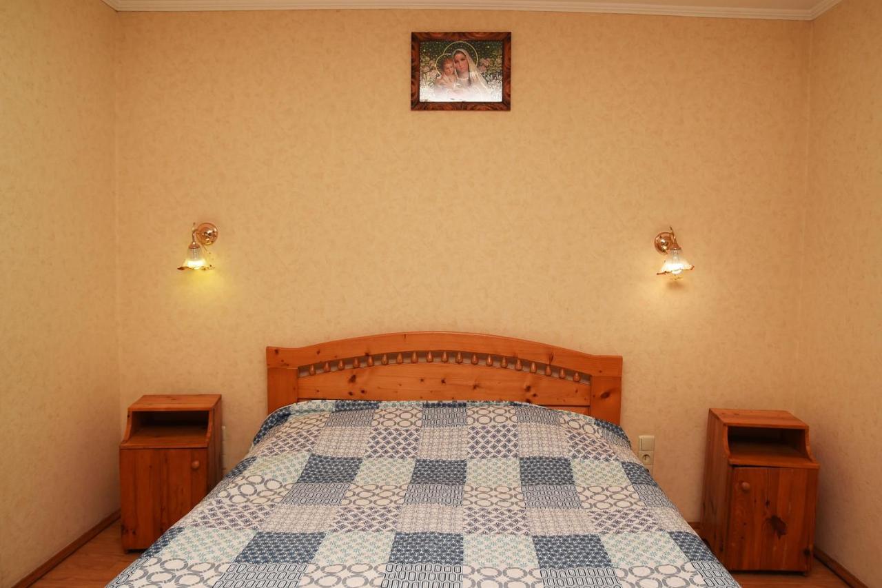 Oskolok Dovbusha Mini-Hotel Yaremche Exterior photo